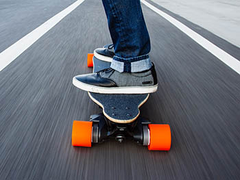 Электрический скейтборд — альтернатива городскому электромобилю