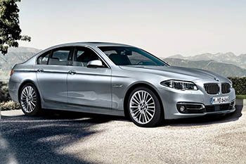Новые версии BMW 5 пришли в Россию