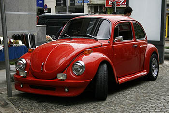 60 лет назад в продажу поступил первый VW “Жук”