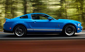Ford Mustang GT500 2010