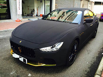 Maserati Ghibli— один из трех экспонировавшихся автомобилей