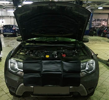 Renault (Dacia) Duster: снятие и замена насоса охлаждающей жидкости