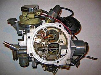 Электронная схема соединений и разъём контроллера карбюратора Pierburg 2EE на моделях Opel – Vauxhall Vectra / Cavalier / Omega / Carlton 1, 8 / 4x4