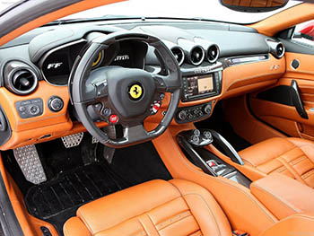 Обзор автомобиля Ferrari FF