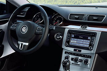 Volkswagen Passat CC 2013 модельного года – технологии и безопасность