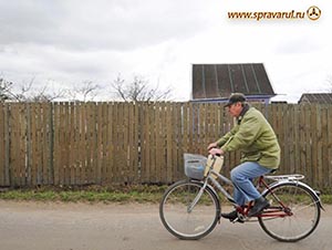 В Астраханской области пьяный полицейский задавил пожилого велосипедиста