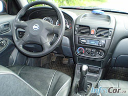 Nissan Almera