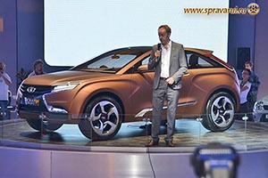 АВТОВАЗ показал на московском автосалоне новый концепт-кар - Lada XRay